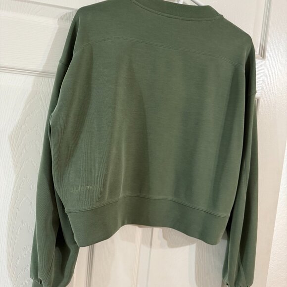 Lululemon Perfectly Oversized Cropped Crew Softstreme - Green Twill - Size 4 - Picture 9 of 11